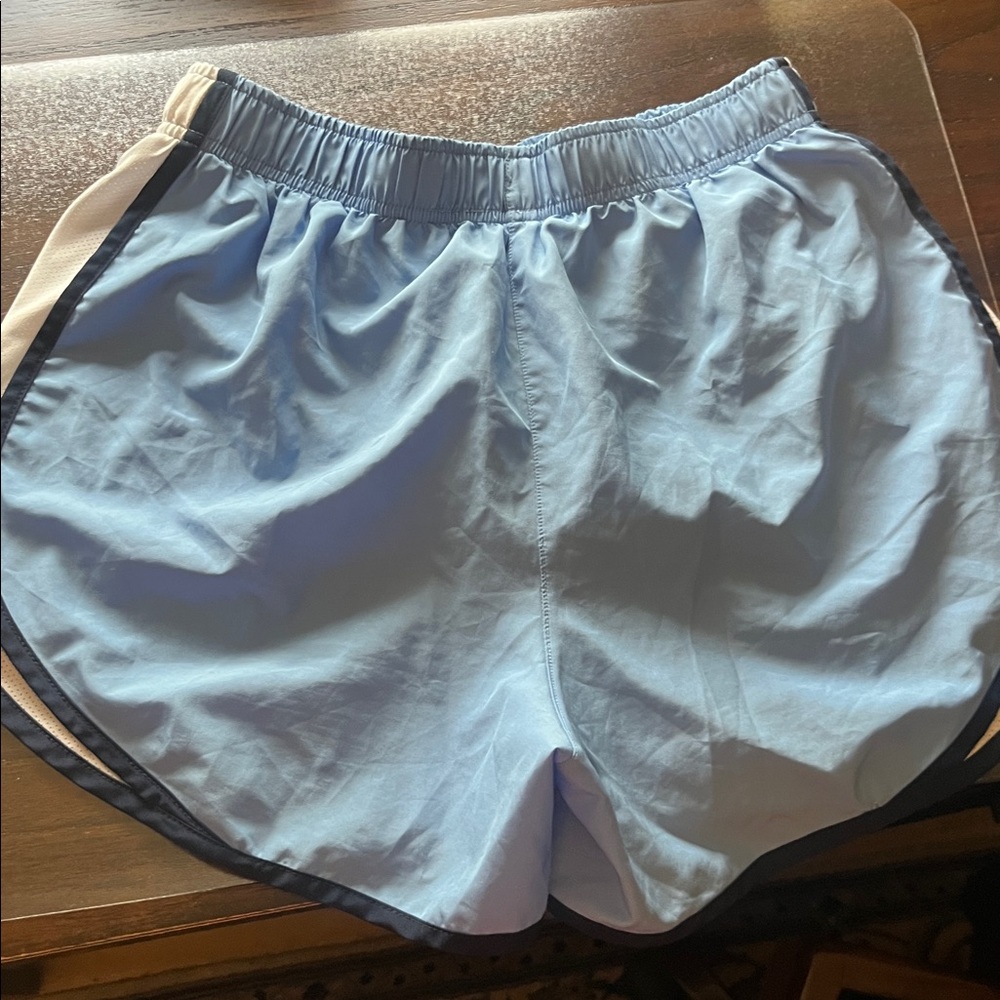 Nike UNC Athletic Shorts with Navy Trim - Picture 2 of 4